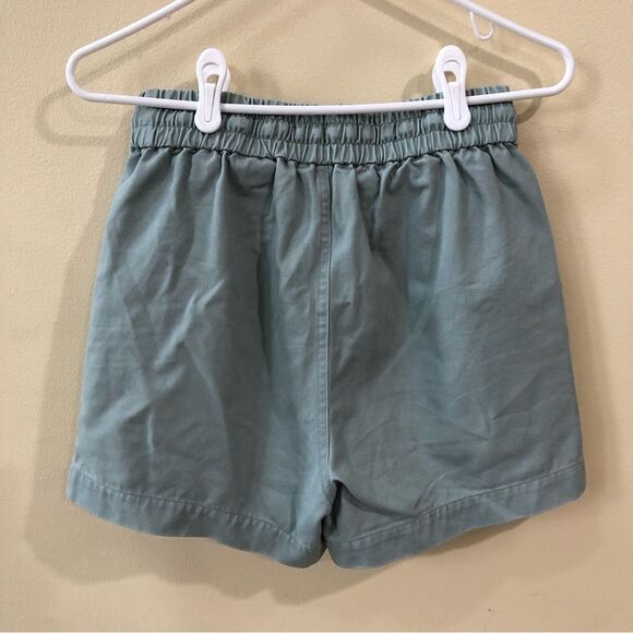 & Other Stories Relaxed High Waisted Shorts - Picture 3 of 5
